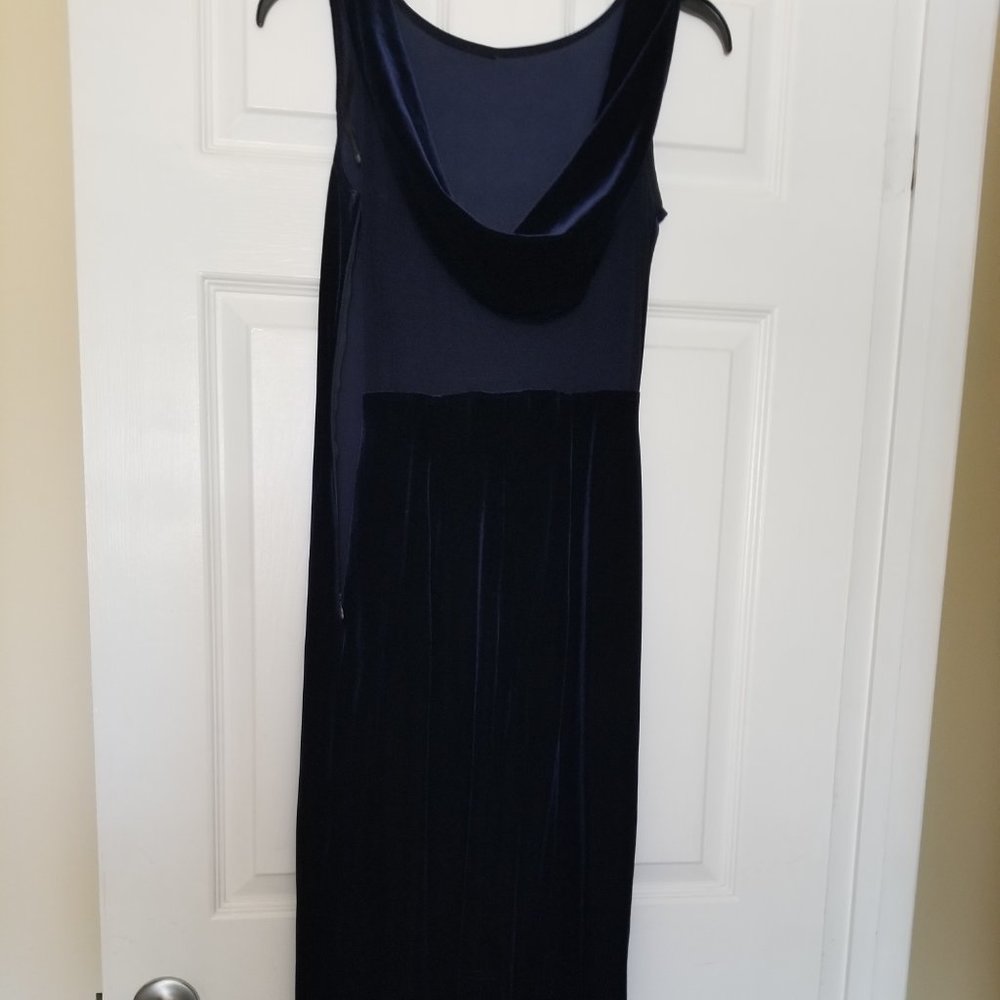Long Deep Blue Velvet Dress